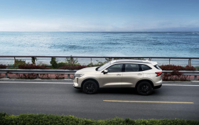 紧凑级SUV“三国杀” 新一代哈弗H6、长安CS75PLUS、博越L谁能胜出？